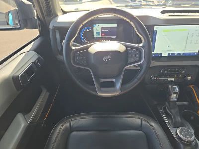 2023 Ford Bronco — photo 13 view