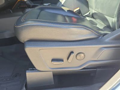 2023 Ford Bronco — photo 19 view