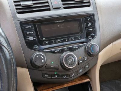 2004 Honda Accord - Photo 15