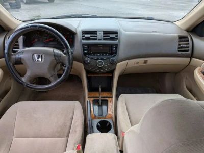 2004 Honda Accord - Photo 19
