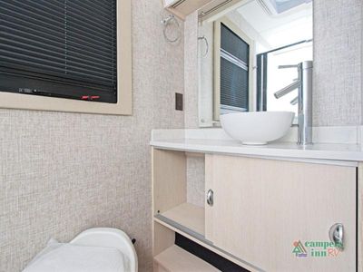 2025 Tiffin Motorhomes Wayfarer - Photo 25