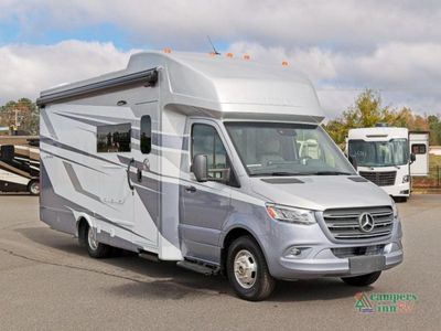 2025 Tiffin Motorhomes Wayfarer - Photo 1
