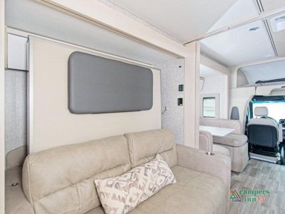 2025 Tiffin Motorhomes Wayfarer - Photo 15