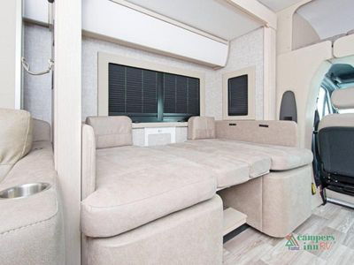 2025 Tiffin Motorhomes Wayfarer - Photo 18
