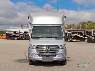 2025 Tiffin Motorhomes Wayfarer - Photo 2