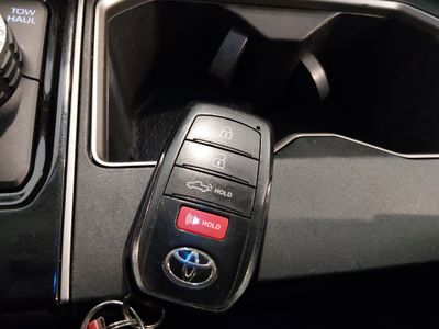 2022 Toyota Tundra 2WD - Photo 15
