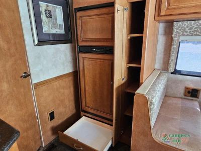 2012 Itasca Sunstar — photo 42 view
