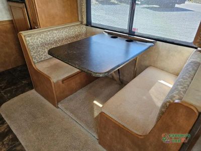 2012 Itasca Sunstar — photo 45 view