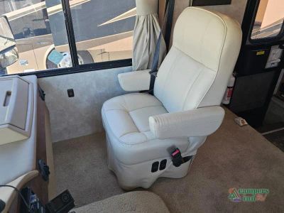 2012 Itasca Sunstar — photo 18 view