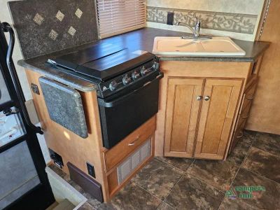 2012 Itasca Sunstar — photo 28 view