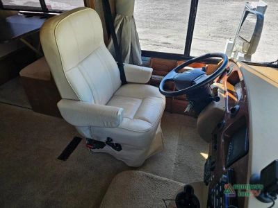 2012 Itasca Sunstar — photo 15 view