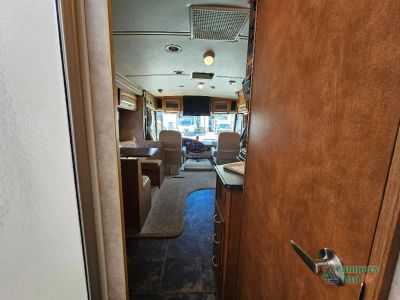 2012 Itasca Sunstar — photo 10 view
