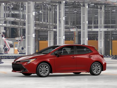 2026 Toyota Corolla Hatchback - Photo 3