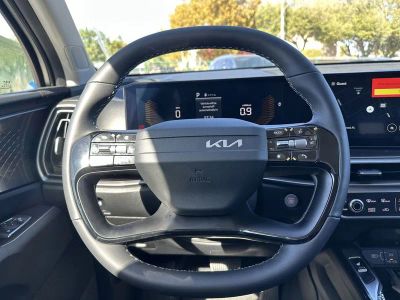 2026 Kia Sorento — photo 13 view