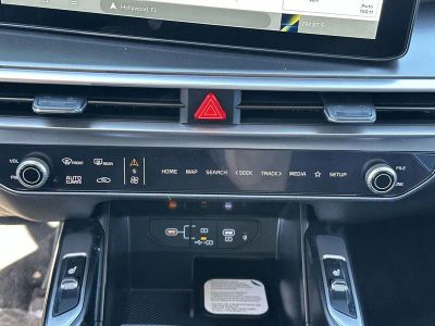2026 Kia Sorento — photo 18 view