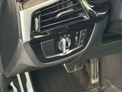 2023 BMW 5 Series - Photo 9