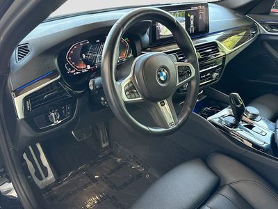 2023 BMW 5 Series - Photo 8