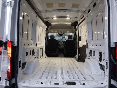 2023 Ford Transit Cargo Van - Photo 11