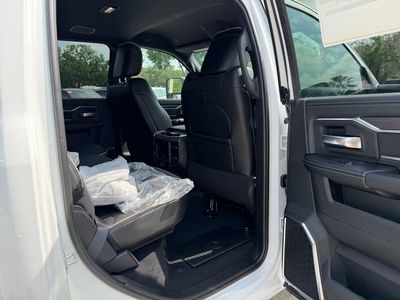 2026 Ram 3500 - Photo 34