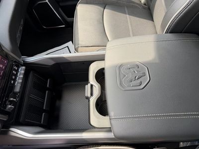 2026 Ram 3500 - Photo 27