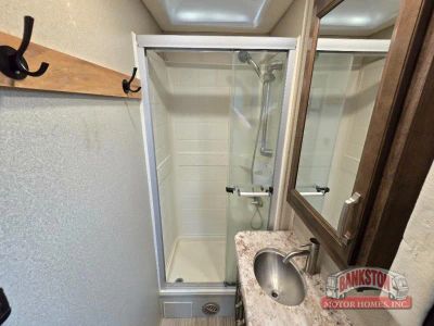 2019 Esteem 26D - Photo 30