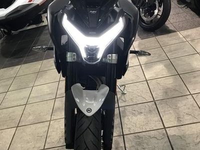 2026 CFMOTO 800NK in GREY — front three-quarter view