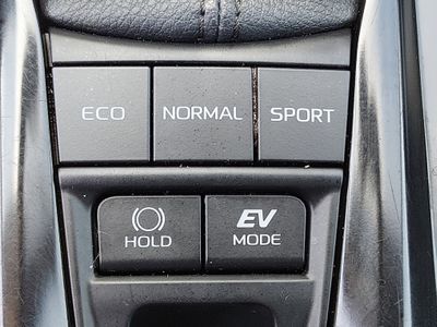 2025 Toyota Camry — photo 18 view