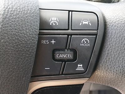 2025 Toyota Camry — photo 19 view