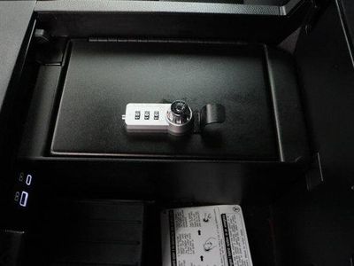 2025 Toyota Tundra 4WD - Photo 25