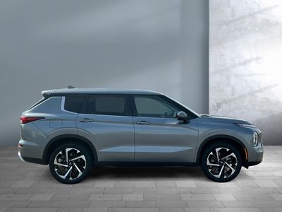 2023 Mitsubishi Outlander - Photo 7