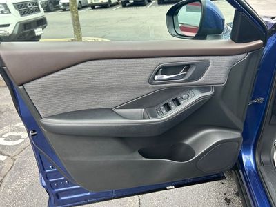 2023 Nissan Rogue SV - Photo 13
