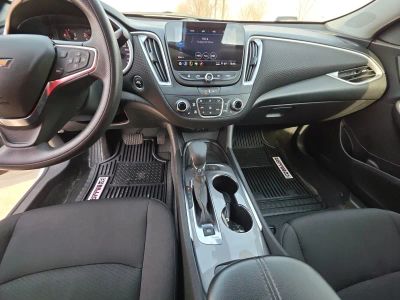 2024 Chevrolet Malibu - Photo 13
