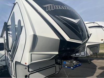 2025 Grand Design Momentum M-Class - Photo 2