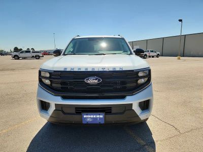 2026 Ford Expedition — side profile view