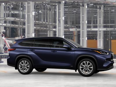 2026 Toyota Highlander Hybrid — photo 13 view