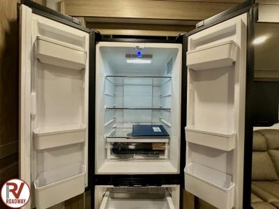 2027 Forest River RV Rockwood Ultra Lite — photo 21 view
