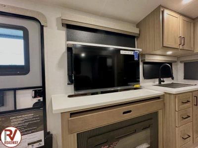 2027 Forest River RV Rockwood Ultra Lite — photo 16 view