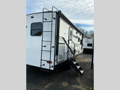 2025 Jayco Jay Feather - Photo 2
