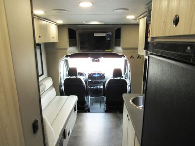 2026 Jayco GRANITE RIDGE - Photo 3