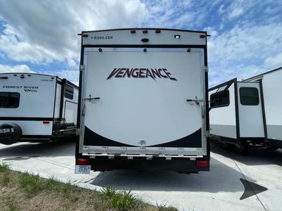 2017 Forest River RV Vengeance Super Sport - Photo 4