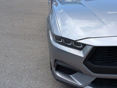 2024 Ford Mustang — photo 10 view