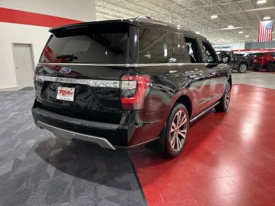 2021 Ford Expedition — rear three-quarter view