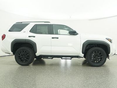 2026 Toyota 4Runner — photo 32 view
