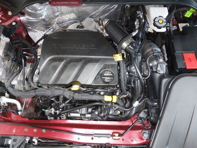 2025 Chevrolet Trax — photo 9 view
