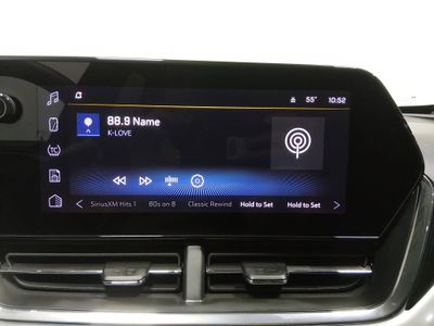 2025 Chevrolet Trax — photo 17 view