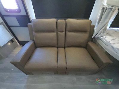2026 Grand Design Imagine XLS - Photo 33