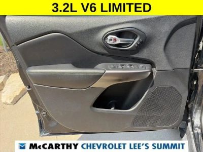 2019 Jeep Cherokee - Photo 40