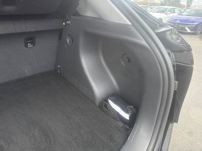 2024 Hyundai Kona SEL - Photo 28