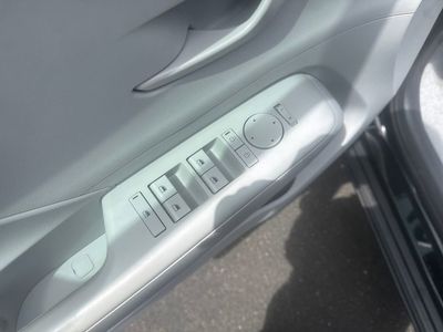 2024 Hyundai Kona SEL - Photo 14