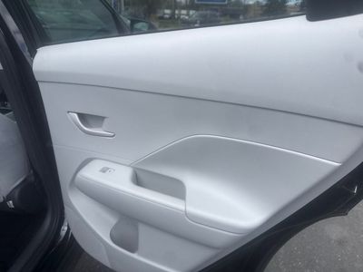 2024 Hyundai Kona SEL - Photo 32